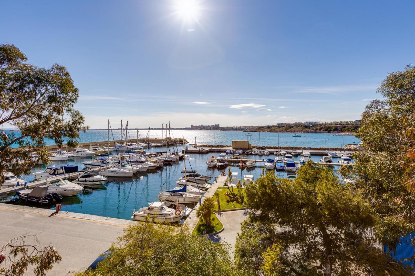 Vitamin Sea Apt Close To Campoamor Beach Orihuela Exterior photo