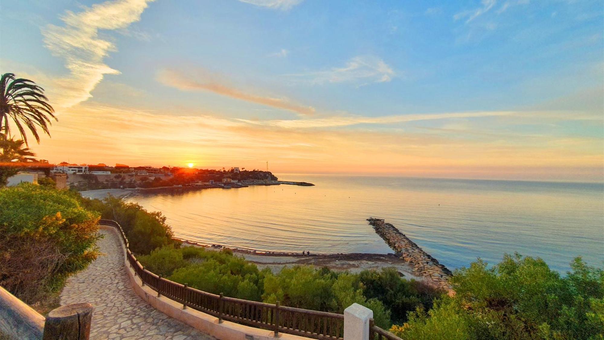 Vitamin Sea Apt Close To Campoamor Beach Orihuela Exterior photo