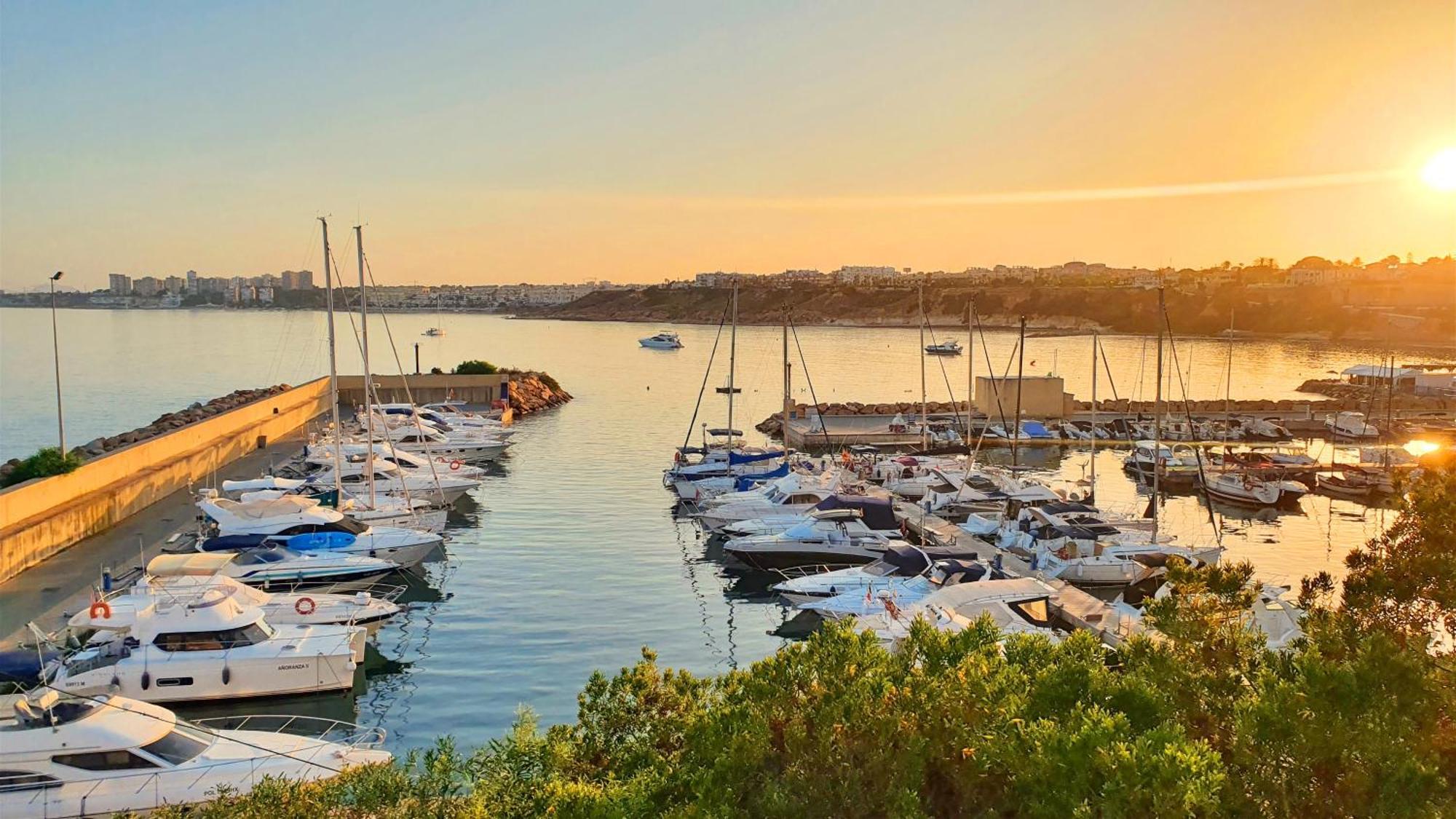 Vitamin Sea Apt Close To Campoamor Beach Orihuela Exterior photo